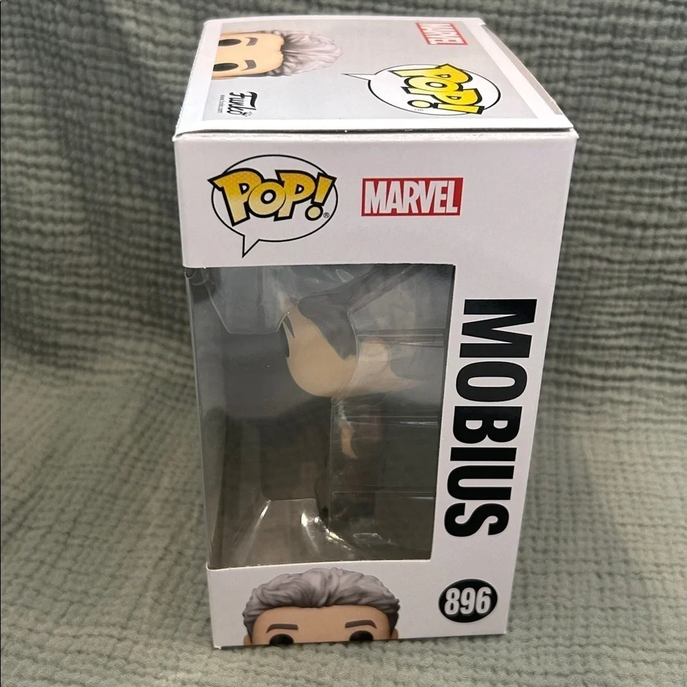 Funko POP Loki Mobius 896 NEW bobblehead